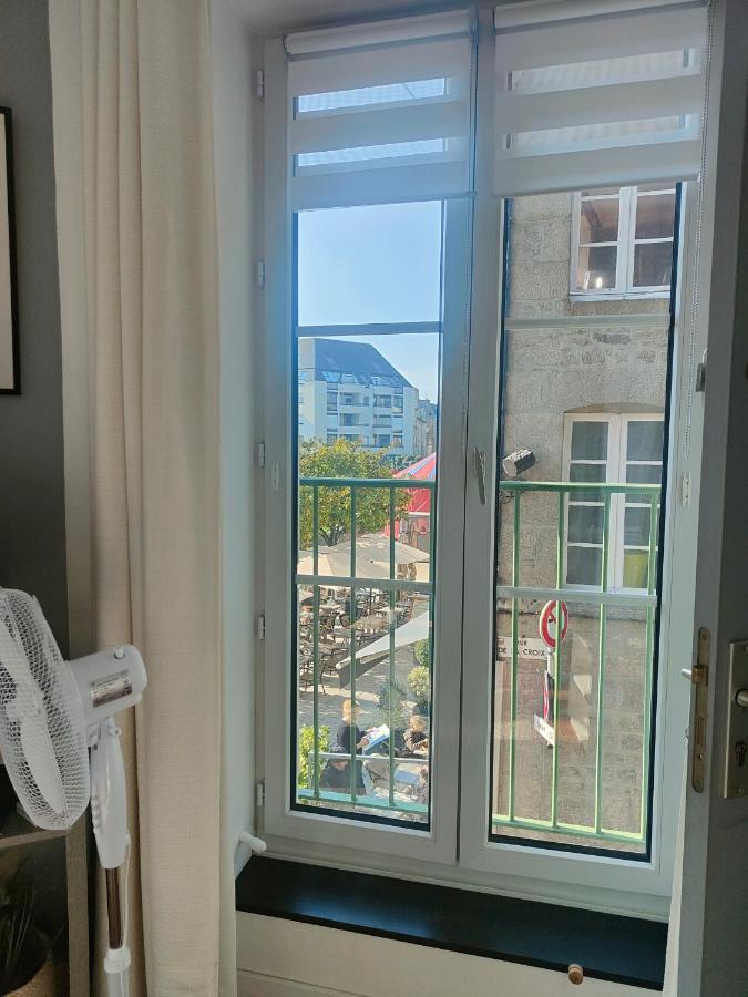 Studio Balcon De La Place Dinan Eksteriør billede